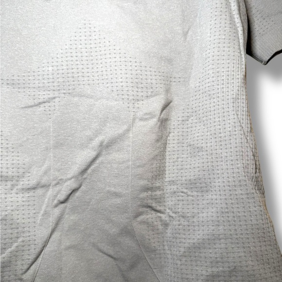 Gymshark Vital Seamless 2.0 Light T-Shirt in Smokey Grey Marl. Size XL EUC - Picture 4 of 8